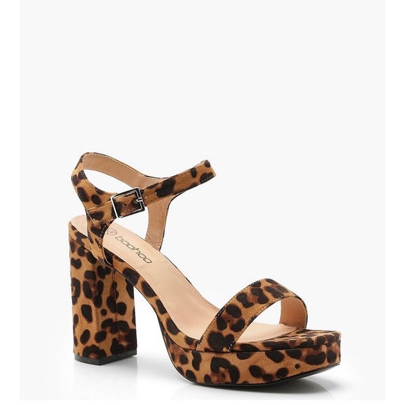 Cheetah heels size 7 - Picture 4 of 4